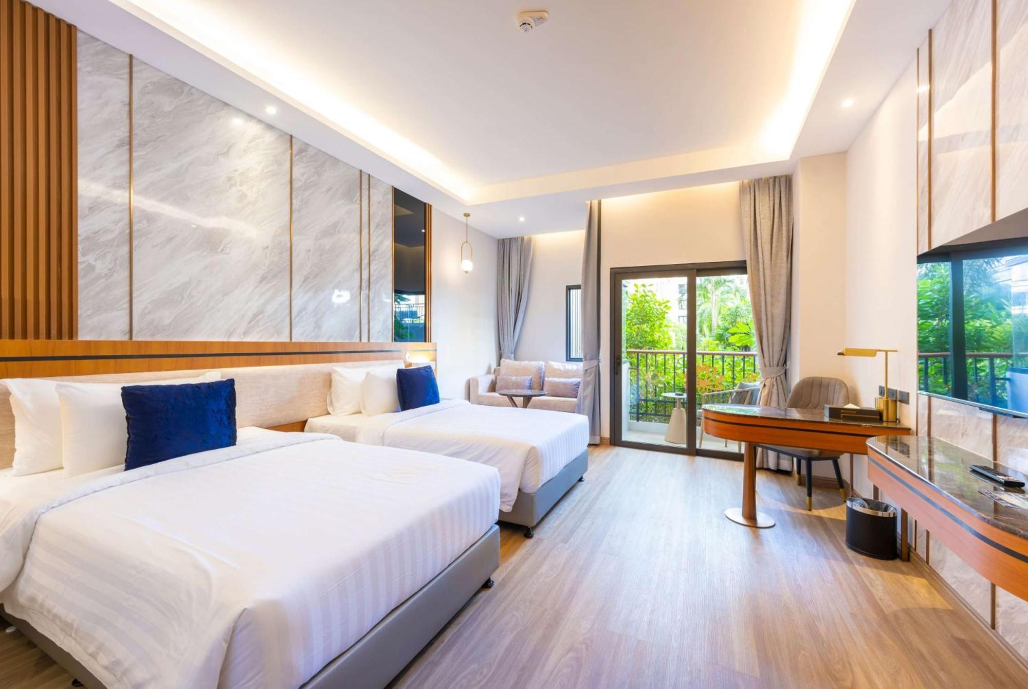 Wyndham Jomtien Pattaya Hotel Na Chom Thian Exterior foto
